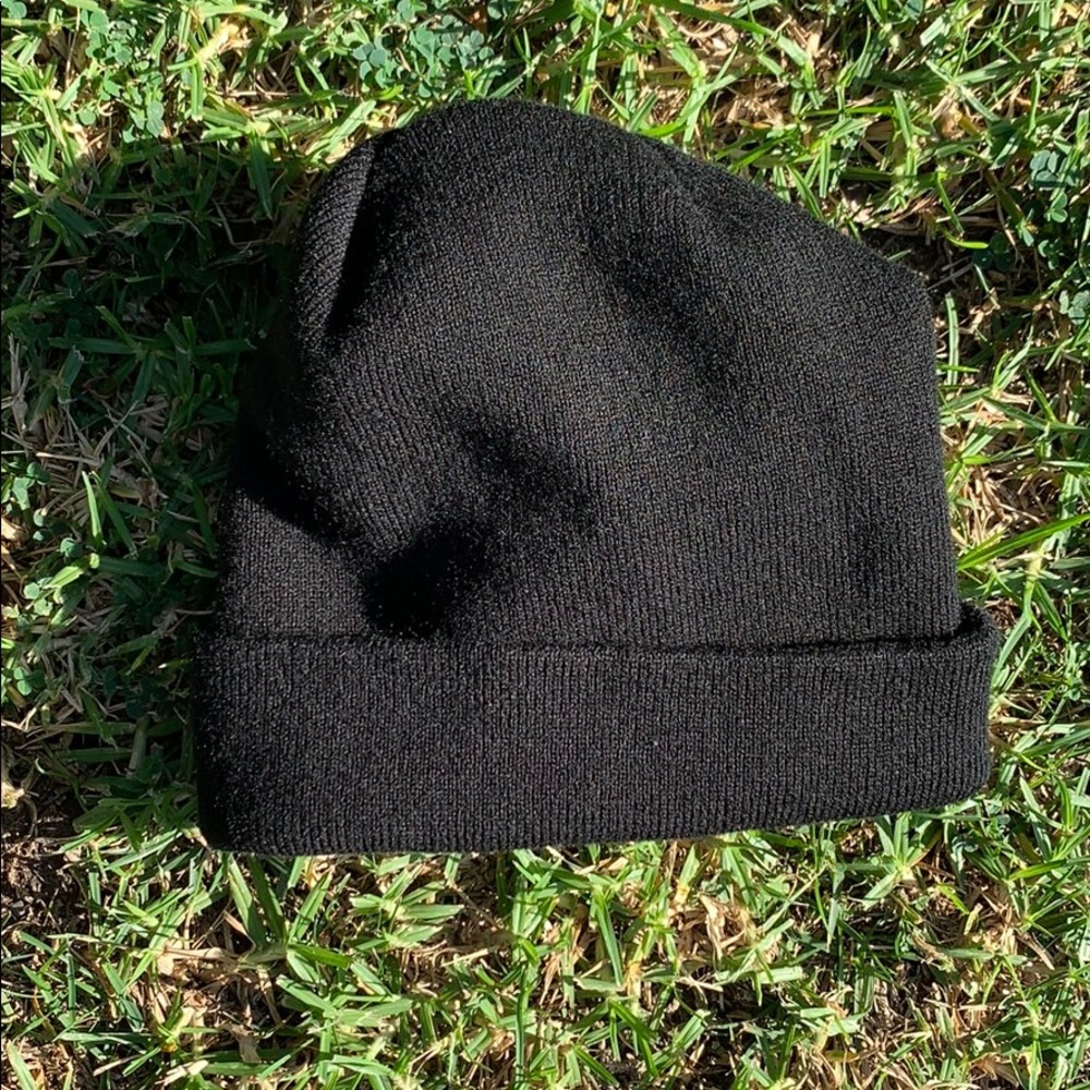 Black winter beanie hat